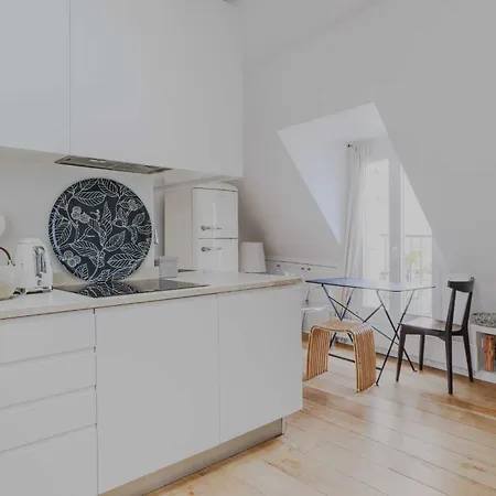 Charming Apartment- 2br-3p- Basilique Sacre-coeur Apartamento *